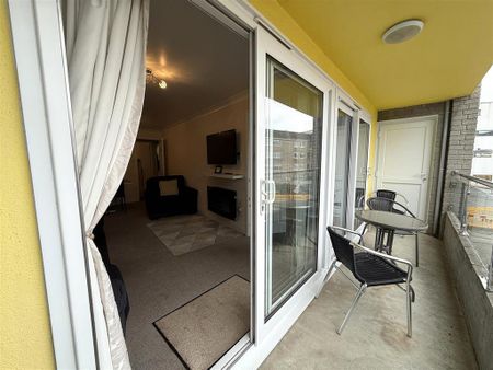 2 bedroom apartment to rent - Photo 2