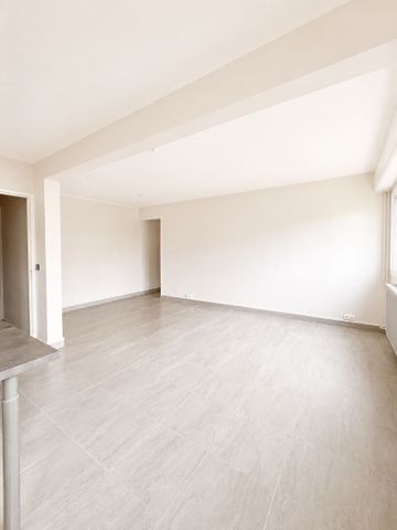 Location Appartement 2 pièces 58m² - Photo 4