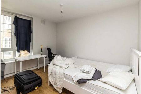 3 bedroom flat to rent - Photo 3