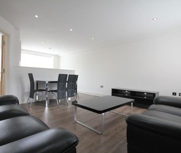 2 bedroom apartment to rent - Photo 4