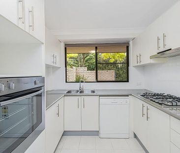 Three-bedroom Townhouse in Prime Wollstonecraft Location - Photo 4