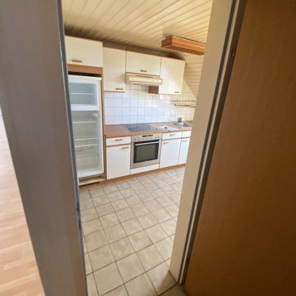 Helle, freundliche 2,5 Zimmer Wohnung direkt in Gerasdorf - Foto 1