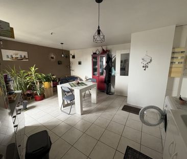 Location Appartement 2 pièces 39m² ST RAMBERT D ALBON 26140 - Photo 1