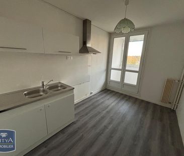 Location Appartement 4 pièces 82m² ST PIERRE DES CORPS 37700 - Photo 5