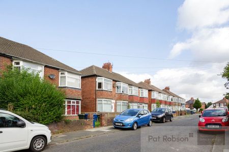 Ovington Grove, Newcastle Upon Tyne - Photo 5