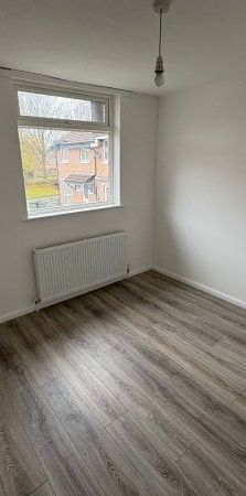 Queen Elizabeth Drive, Paignton, TQ3 - Photo 1