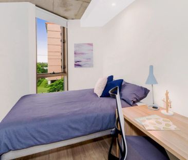 Signature Studio Apartment-view - Photo 5