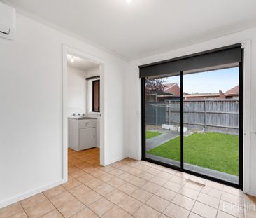 Two Bedroom Villa Unit in Charming Village Setting - Photo 5