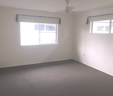 Low-Maintenance Living in a Quiet, Convenient Location! - Photo 3