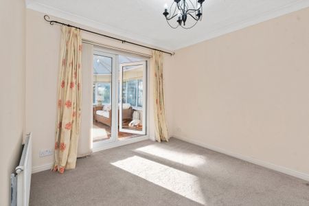 Whitchurch Close, Warrington - Photo 2