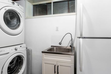 For Lease - 5 PARAGON Road, Toronto, Ontario - Photo 4