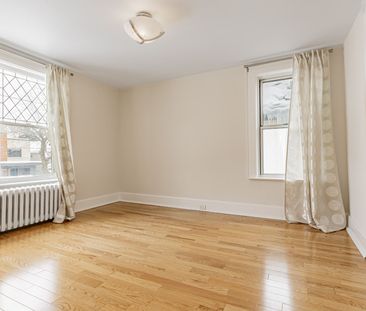 For Lease - 179 Castlefield Avenue, Toronto, Ontario - Photo 2