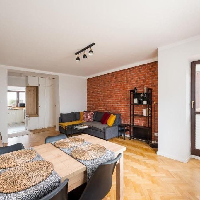 Mieszkanie do wynajęcia 3 pokoje Relaksowa, Warszawa 67.4 m² - Фото 1