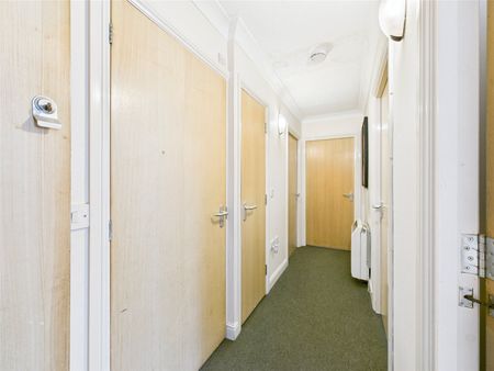 Pinkers Mead, Emersons Green, Bristol, BS16 - Photo 2