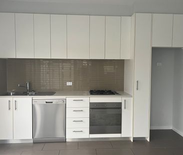 8/16 Shepparson Avenue, Carnegie VIC 3163 - Apartment For Rent | Do... - Photo 6