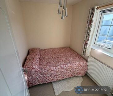 3 bedroom detached house to rent - Photo 4