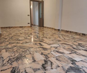 Piso de alquiler en Calle de Bilbao, Sant Antoni - Photo 3