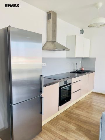 Pronájem bytu 1+kk v osobním vlastnictví 34 m², Praha 9 - Letňany - Photo 4