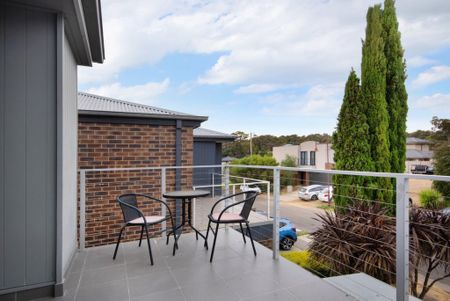 11 Lorne Terrace, Flora Hill - Photo 4