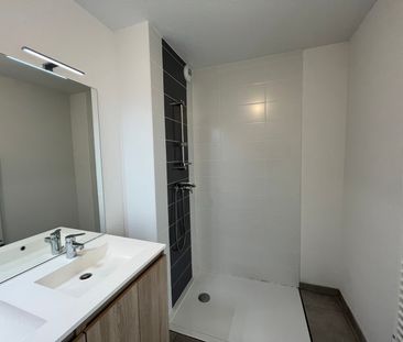 Location Appartement 4 pièces 96m² VILLENEUVE TOLOSANE 31270 - Photo 5