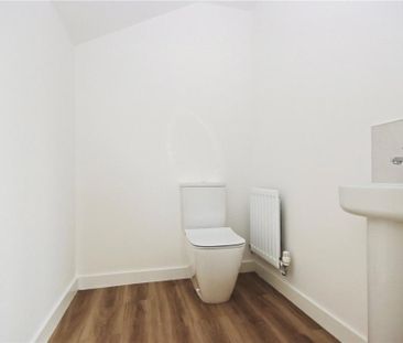 3 bedroom terraced house to rent - Photo 4
