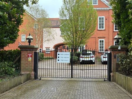 Edwalton Hall Lodge, Edwalton - Photo 2