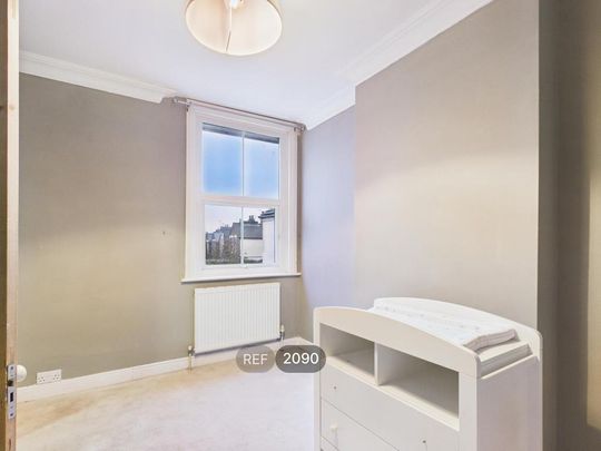 3 bedroom terraced house to rent - Photo 1