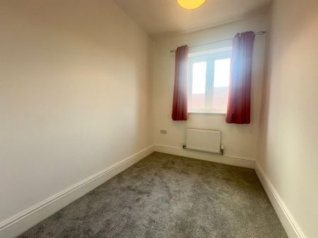 3 bedroom House To Let - Photo 4