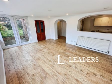 3 bedroom house to rent Lawton Heath Road, Church Lawton, ST7 - Photo 5