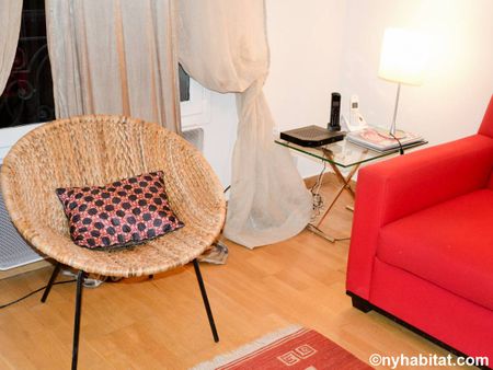 Logement à Paris, Location meublée - Photo 3