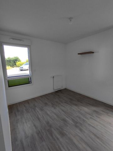 Location Appartement 3 pièces 63m² - Photo 3
