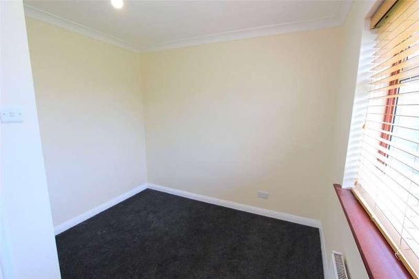 Baardwyk Avenue, Canvey Island, Essex, SS8 - Photo 1