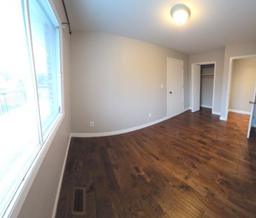 For Lease - 9 Ontario Street, Mississauga, Ontario - Photo 5