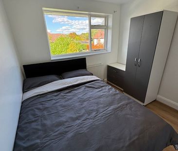 Room in a Shared House, Oakfield Road, B12 - Photo 2