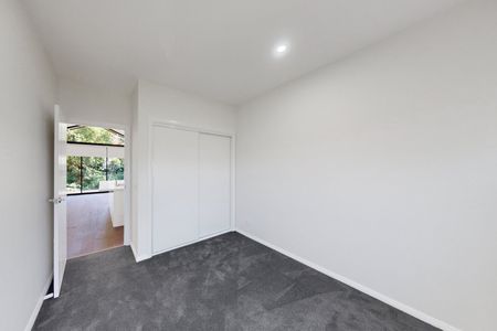 2/2 Headley Street, Coburg North VIC 3058 - Photo 4