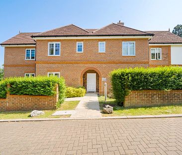 Glendale House, Caversham, RG4 7BY - Photo 1