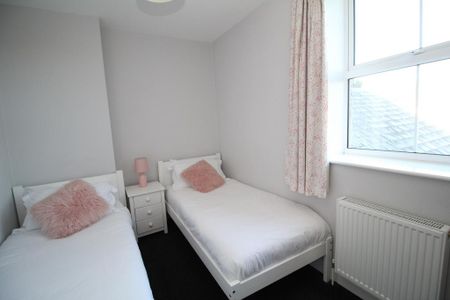 2 bedroom house to rent - Photo 3
