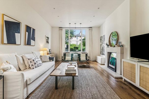 3 bedroom flat to rent - Photo 1