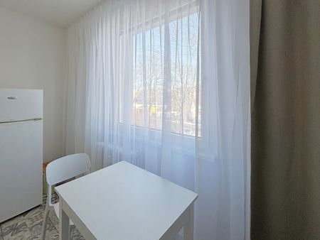 Pronájem bytu 1+1 35 m² - Fotografie 2