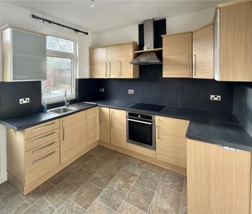 2 bedroom end of terrace house to rent - Photo 1