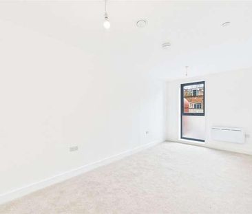 West Street, Maidenhead, Berkshire, SL6 - Photo 5