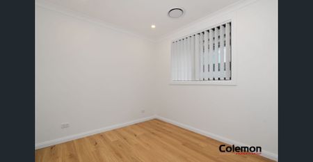 Brand New Duplex in Quiet Neighbourhood Street - Photo 4