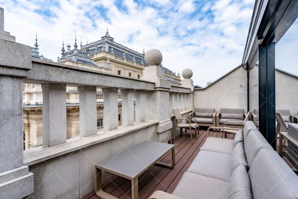 Andrássy út | Property for Long Term Rent in Budapest - Photo 1