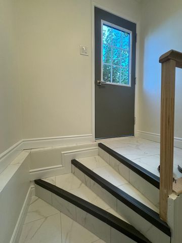 For Lease - 94 Houseman Crescent, Richmond Hill, Ontario - Photo 3