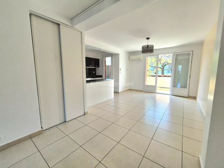 Location Appartement 3 pièces 52 m2 à Draguignan - Photo 4