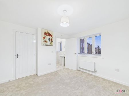 3 bedroom detached house to rent - Photo 4