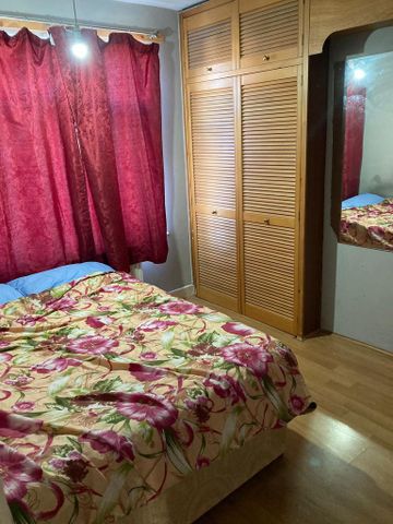 1 bedroom in a flat share to rent - Photo 5