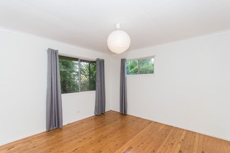 77 Blackwood Street, Mitchelton QLD 4053 - House For Rent | Domain - Photo 2