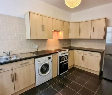 2 bedroom maisonette to rent - Photo 3