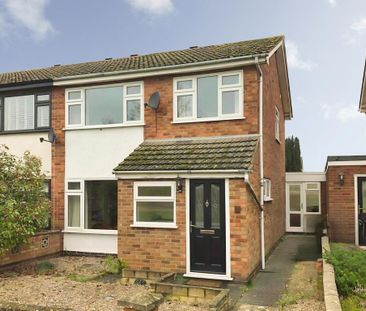 3 bedroom semi-detached house to rent - Photo 6